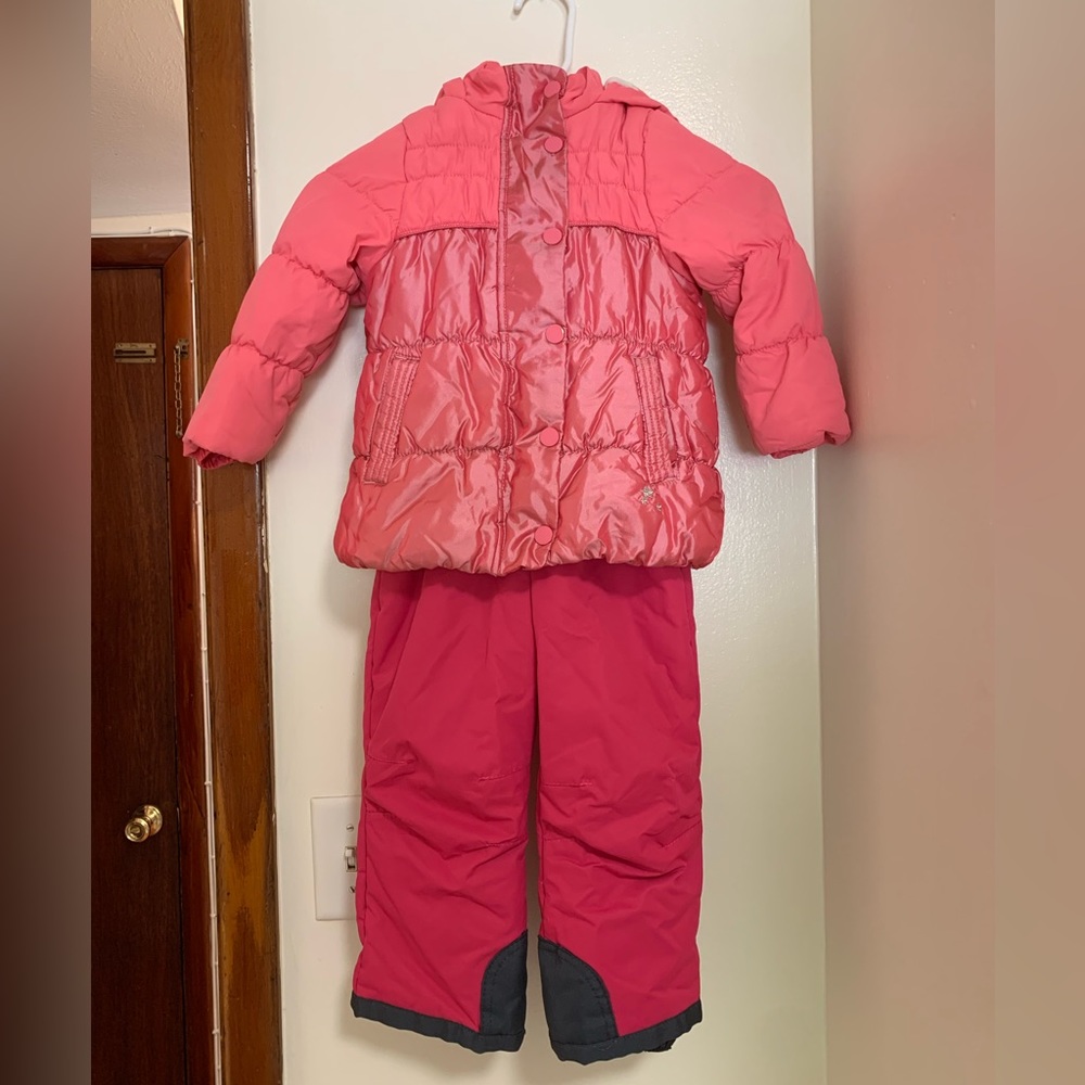 Arctix Kids Matching Set in Pink and Gray